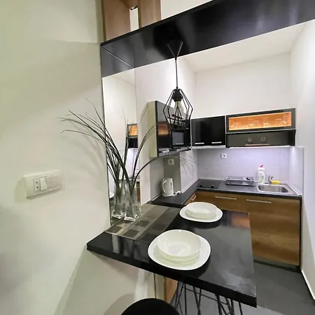 Skadarlija Nest * Belgrado