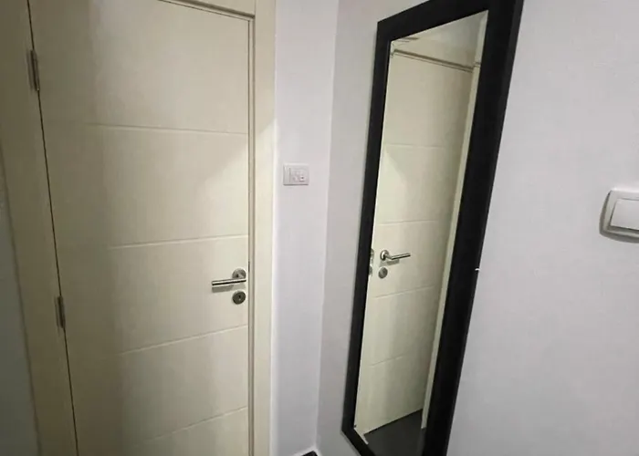 Skadarlija Nest * 贝尔格莱德